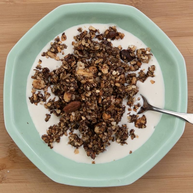 assiette à petit déjeuner en porcelaine française