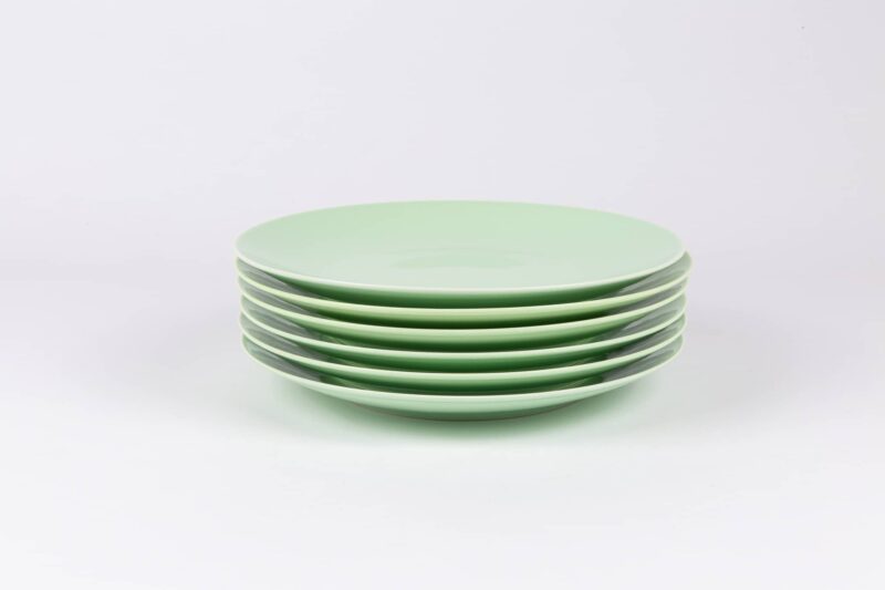 Pack-de-6-assiettes-rondes-en-porcelaine-verte-française-25cm