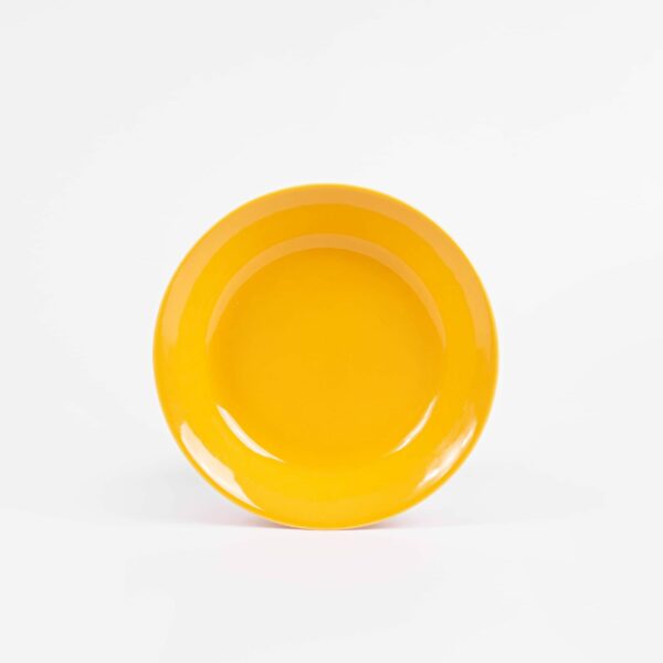 assiette creuse ronde jaune porcelaine française face ogre la fabrique