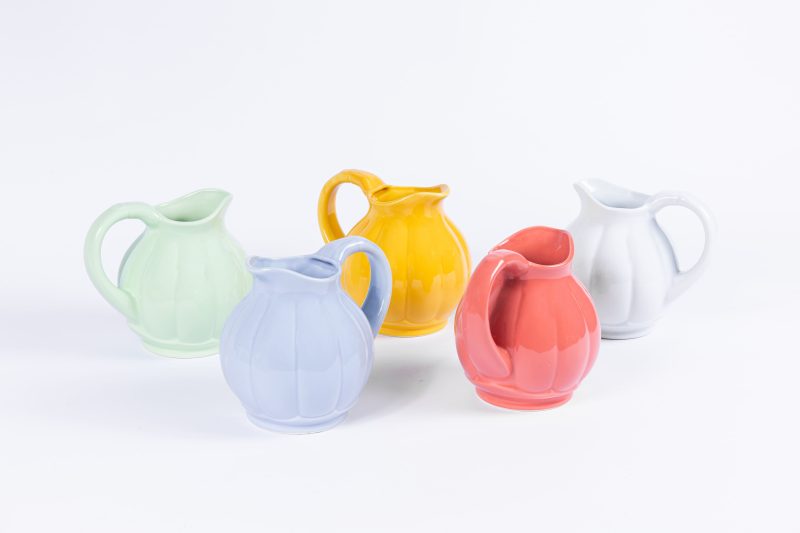 nos vases pichets en porcelaine française